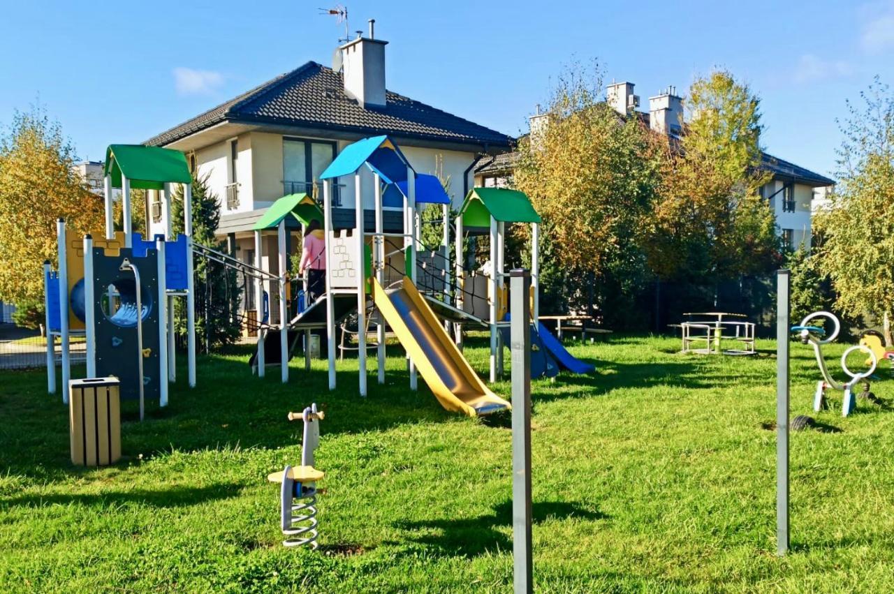 Апартаменти Celebryta - Apartament Устроне-Морське Екстер'єр фото